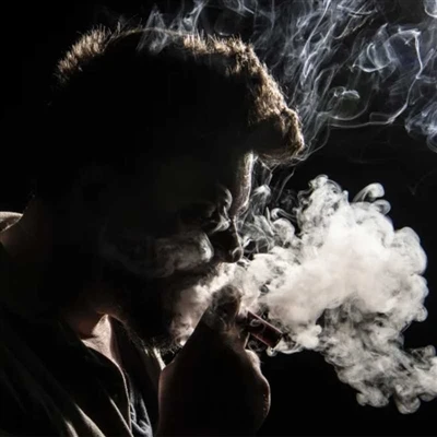 Mun vaping hafa áhrif á andlit þitt? Getur vaping valdið unglingabólum?